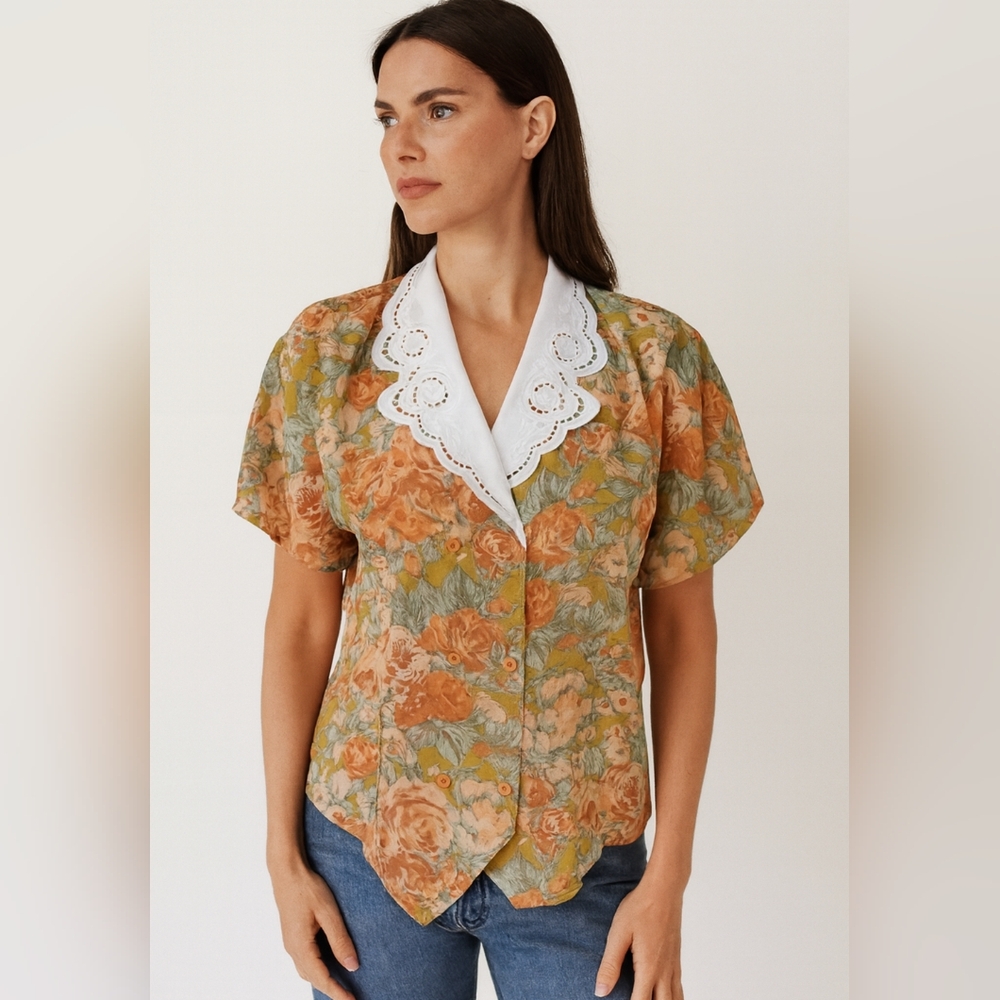 Vintage 80's Multi-color Floral Handkerchief Collar Short Sleeve Blouse